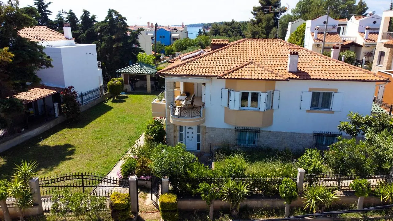 Venetia'S House By Rentalspro - Nikiti Halkidiki 0*, ניקיטי יוון
