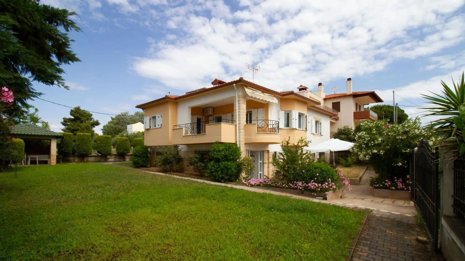 Venetia'S House By Rentalspro - Nikiti Halkidiki